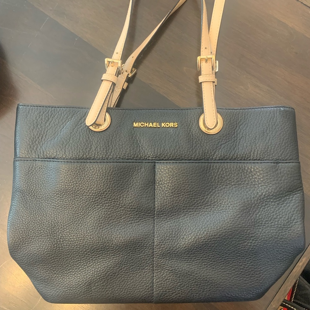 Michael Kors black and cream shoulder bag